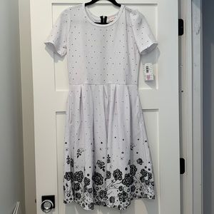 Lularoe amelia dress